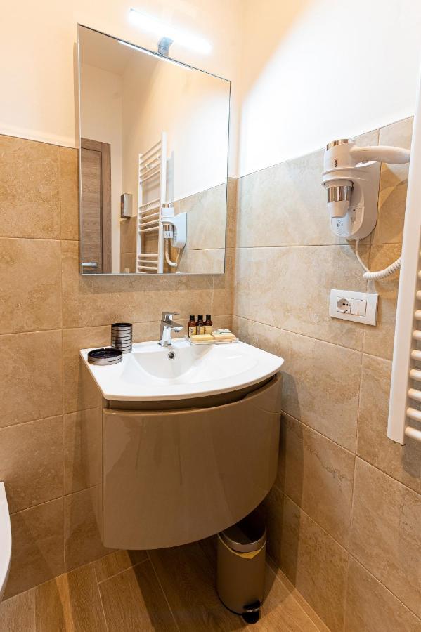 Astare -Short Lets In Bari Carrassi- Apartamento Exterior foto